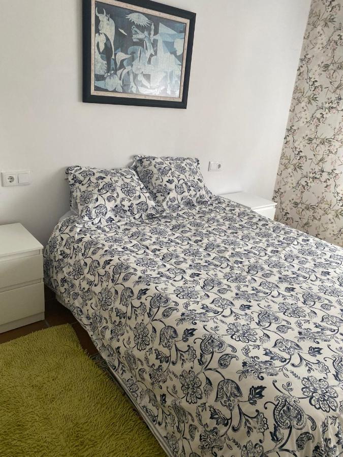 Апартаменты Pepona'S House - Wifi, Smart Tv & Netflix Эль-Грове Экстерьер фото