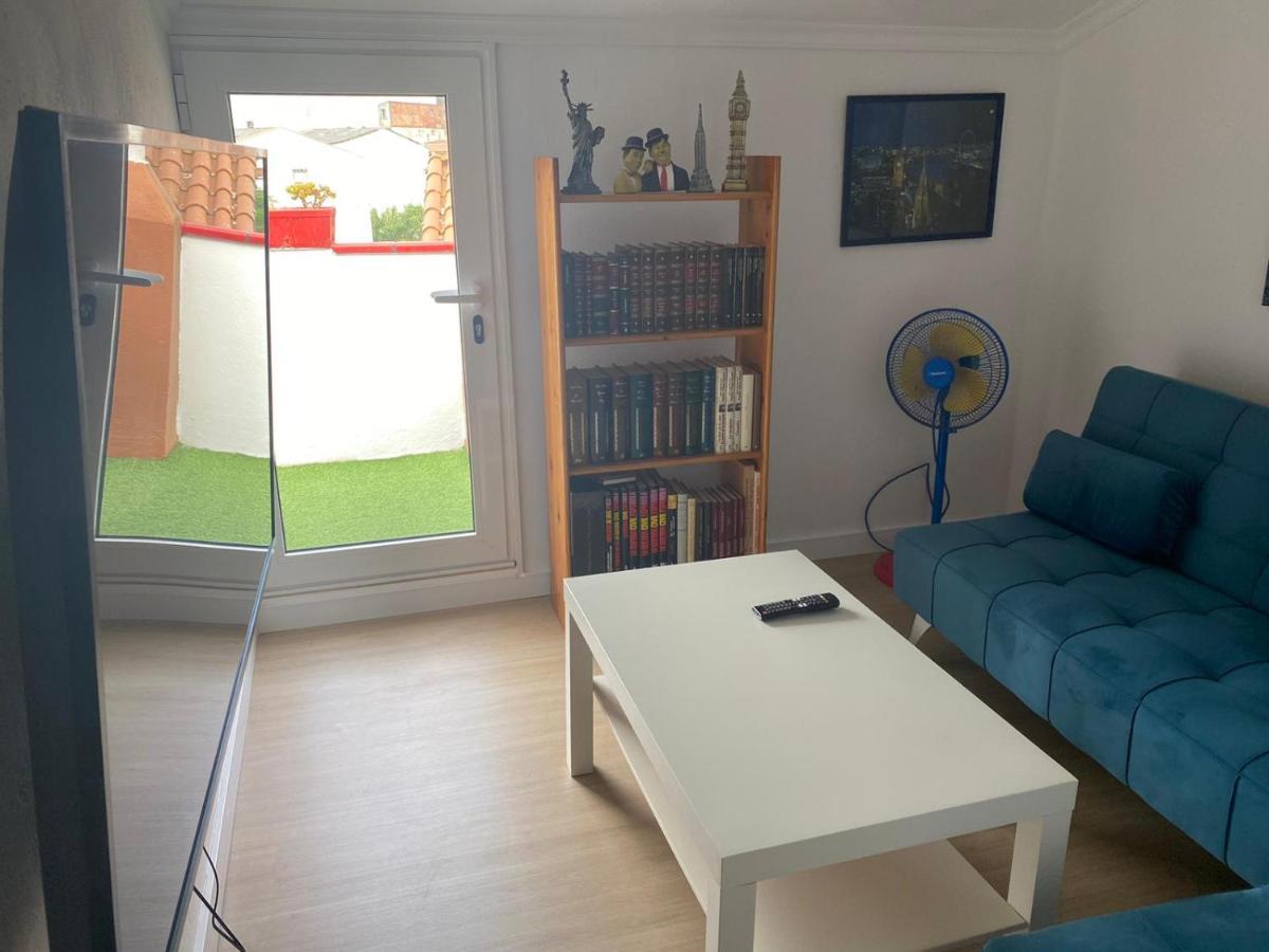 Апартаменты Pepona'S House - Wifi, Smart Tv & Netflix Эль-Грове Экстерьер фото