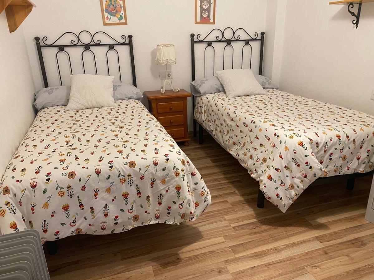 Апартаменты Pepona'S House - Wifi, Smart Tv & Netflix Эль-Грове Экстерьер фото